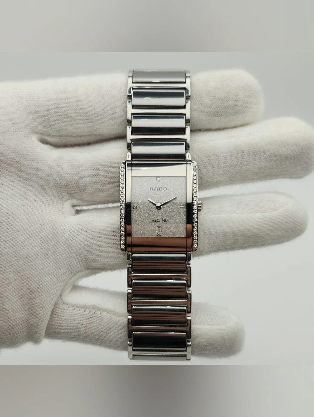 Rado Diastar Jubile Unisex Titanium w/ Diamond Accent Quartz Watch